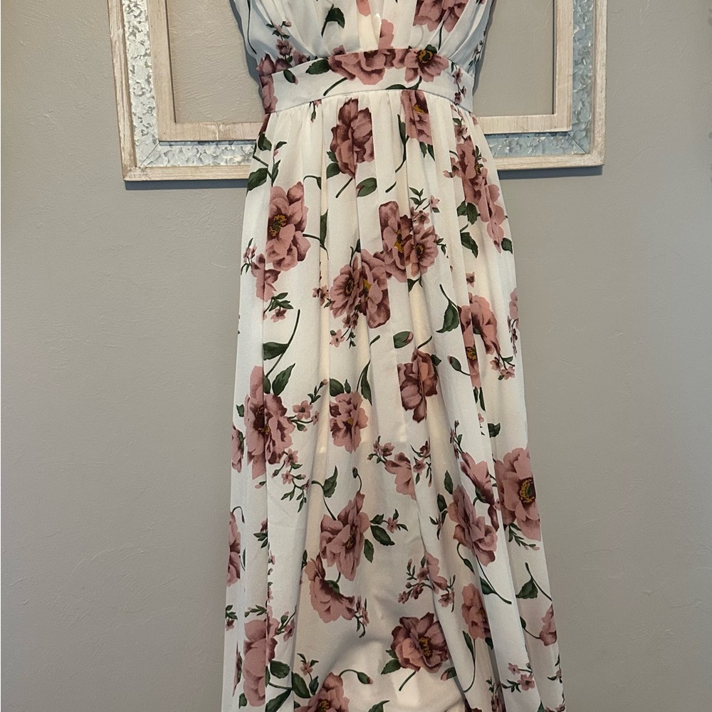 Beautiful Floral Maxi Dress - Fully Lined - Size XS